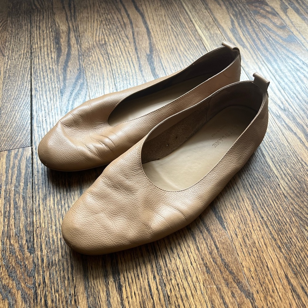 Everlane italian leather day glove nude flats